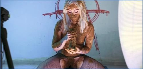 Dirty Betty Dominates with Nasty Kaviar Smearing and Scat Temptation - Scat Download