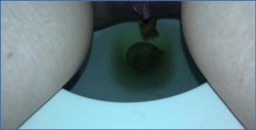 Missellie's Voyeuristic Smearing and Anal Masturbation Show - Scat Download