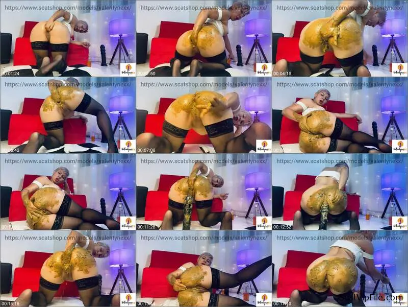 Valeria Gz Shows Off Her Dirty Diarrhea Play with Toys and Speculum screenshot