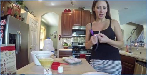 Alexa Treats Her Husband to Poop Brownies and Pissing - PooAlexa's - Scat Download