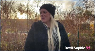 Devil Sophie Delivers Filthy Scat and Pissing at German McDonald's Park - Scat Download