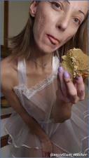 Mycelium Mother in Scat Cake: Solo Shitting and Smearing in German Femscat Video - Scat Download