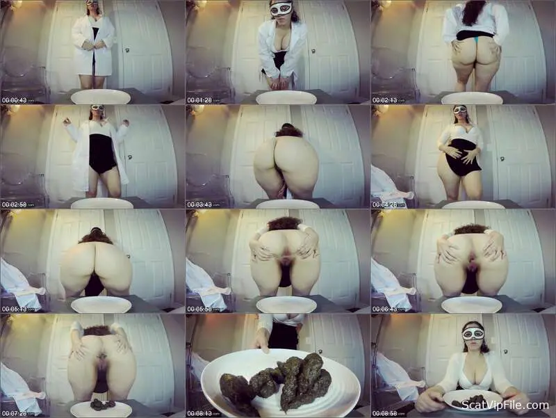 Love Rachelle Mixes Pissing and Heavy Shitting in Hardcore Femdom Scat clip screenshot