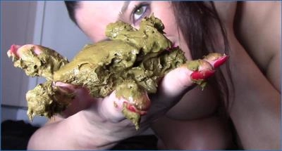 Eva Marie's Solo Defecation and Smearing fest - Scat Download